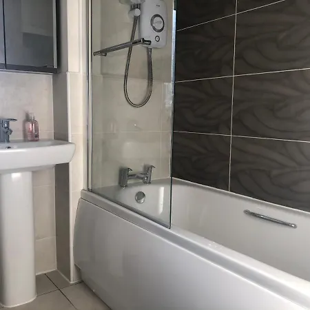 Roundhay House Semesterbostad