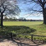 Roundhay House Vakantiehuis *